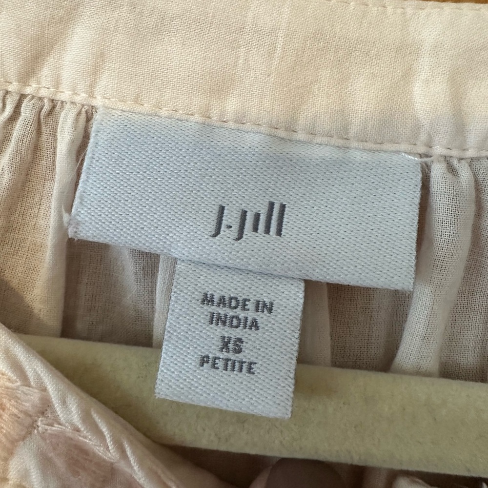 J. Jill Blouse with Floral Embroidery - Picture 5 of 6